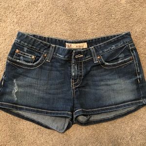 Like new BKE Stella short